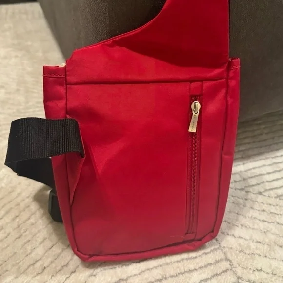 Travelon Red Crossbody Bag - Picture 4 of 10